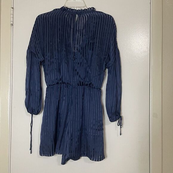 Alice + Olivia Callan Silk Romper striped blue long sleeve size US 4 - Picture 5 of 8